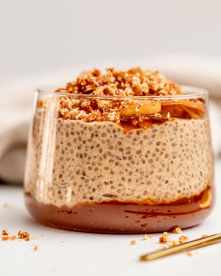 Apple Crumble Chia Pudding