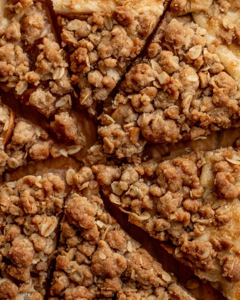 Apple Streusel Galette