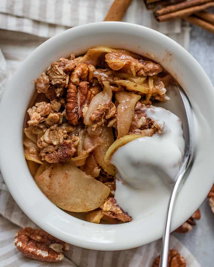 Easy Baked Apple Oatmeal