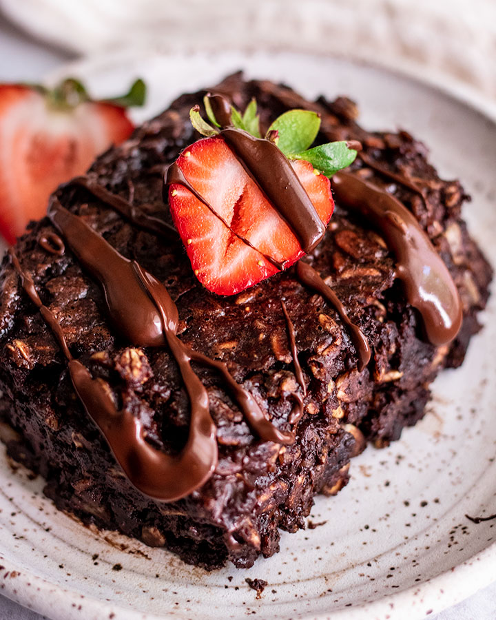 Fudgy Chocolate Baked Oats