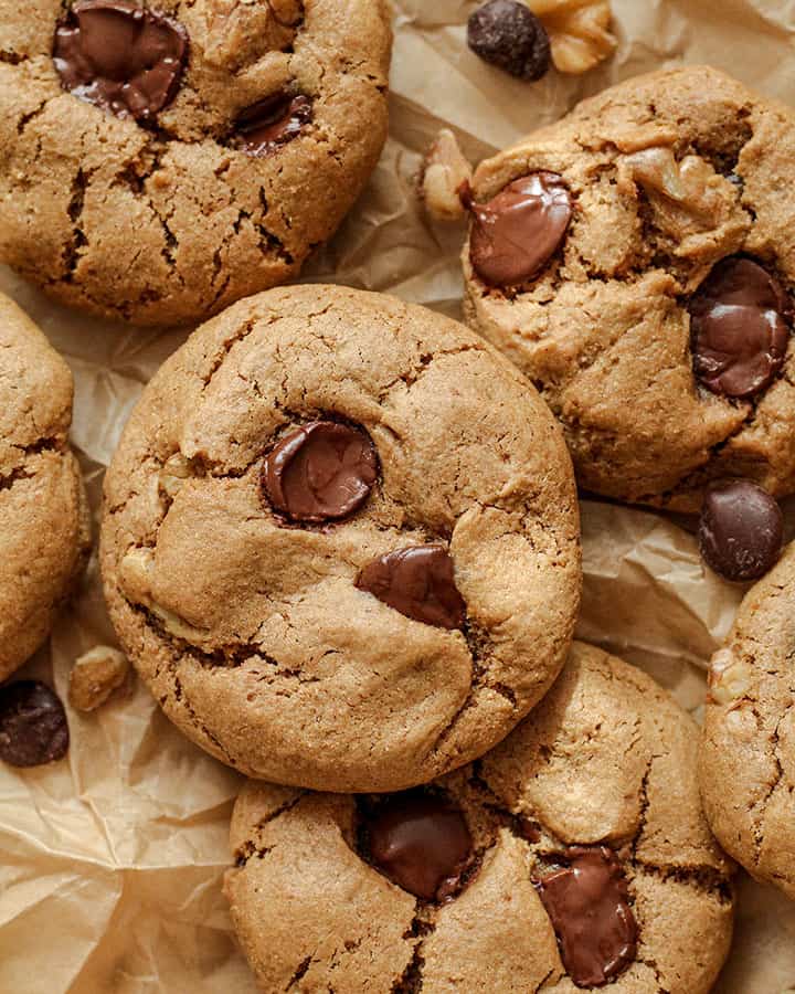 Chocolate Chip Walnut Cookies