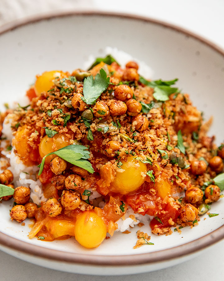 Jammy Tomato Bowls with Crispy Chickpea Crumbs